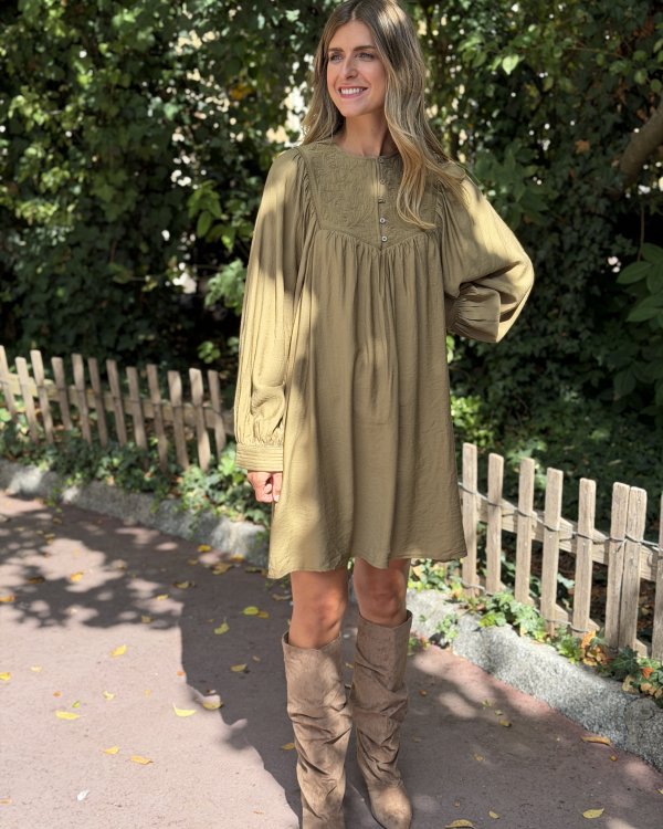 Robe aboli / kaki